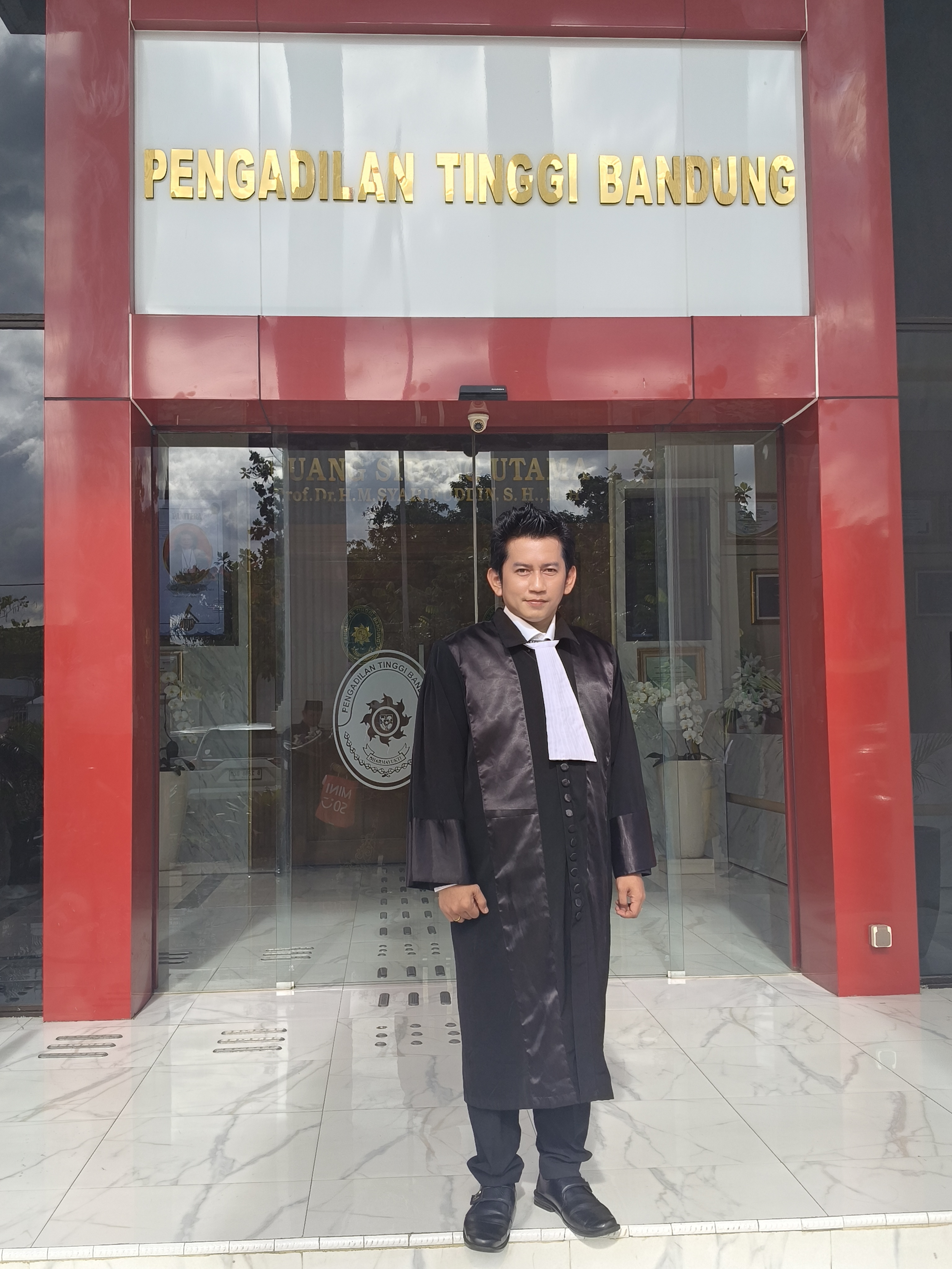 Lawfirm Cleopatra & partners  / PBH merah putih Nusantara